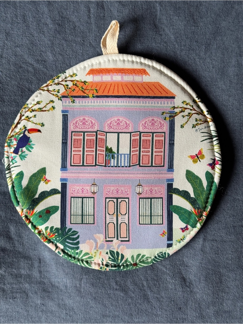 Lilac Shophouse Round Pink Tropical House Pot Holder